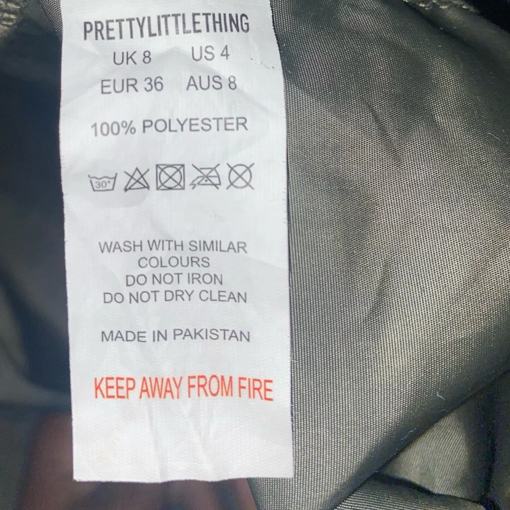 PrettyLittleThing Olive Satin Trousers - Picture 5 of 5